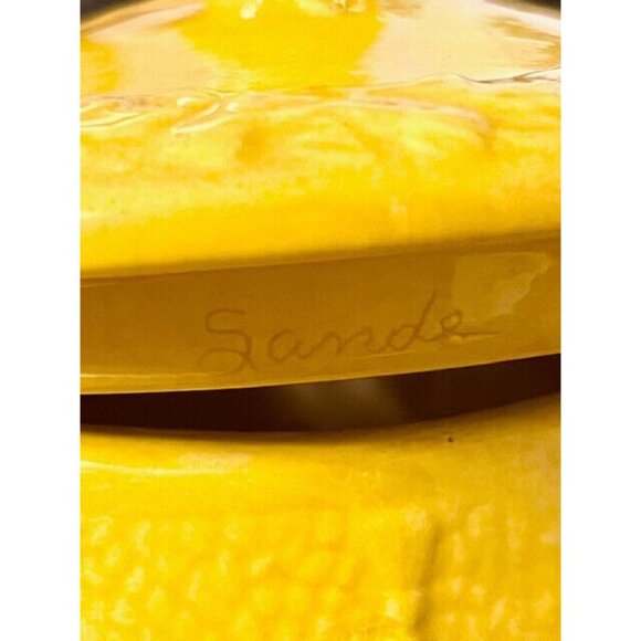 Vintage Ceramic Canister by Sande – Bas-Relief Colonial Tavern Scene with Horseb - Picture 16 of 16